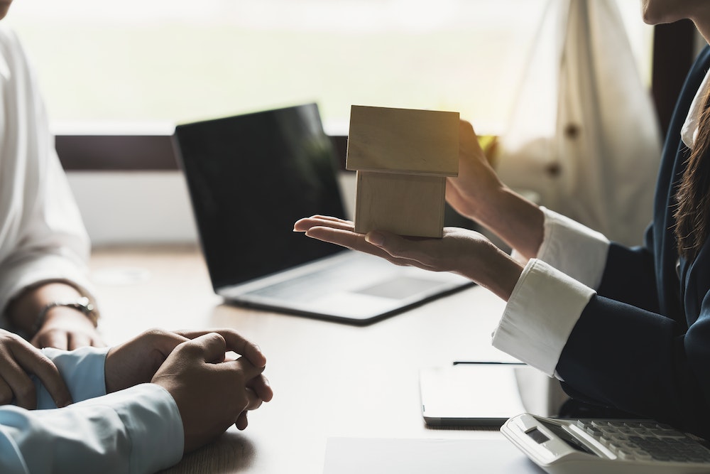 Les implications juridiques de la sous-traitance du recouvrement de créances