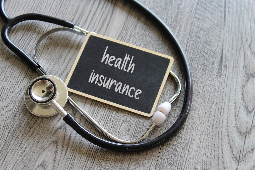 Comment résoudre un litige avec sa mutuelle santé : conseils et démarches