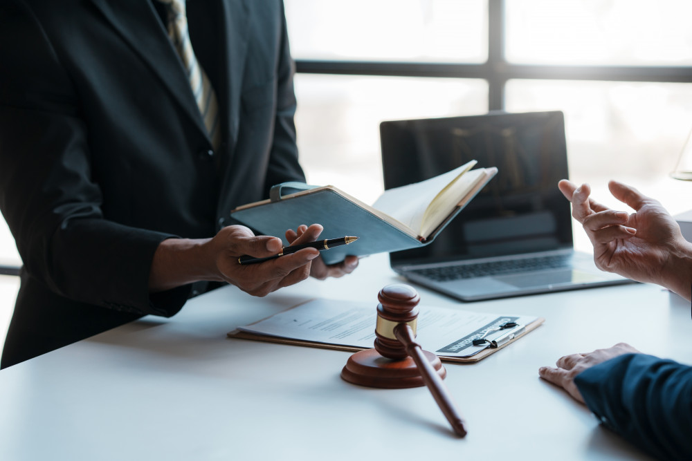 Porter plainte pour diffamation : un guide complet par un avocat