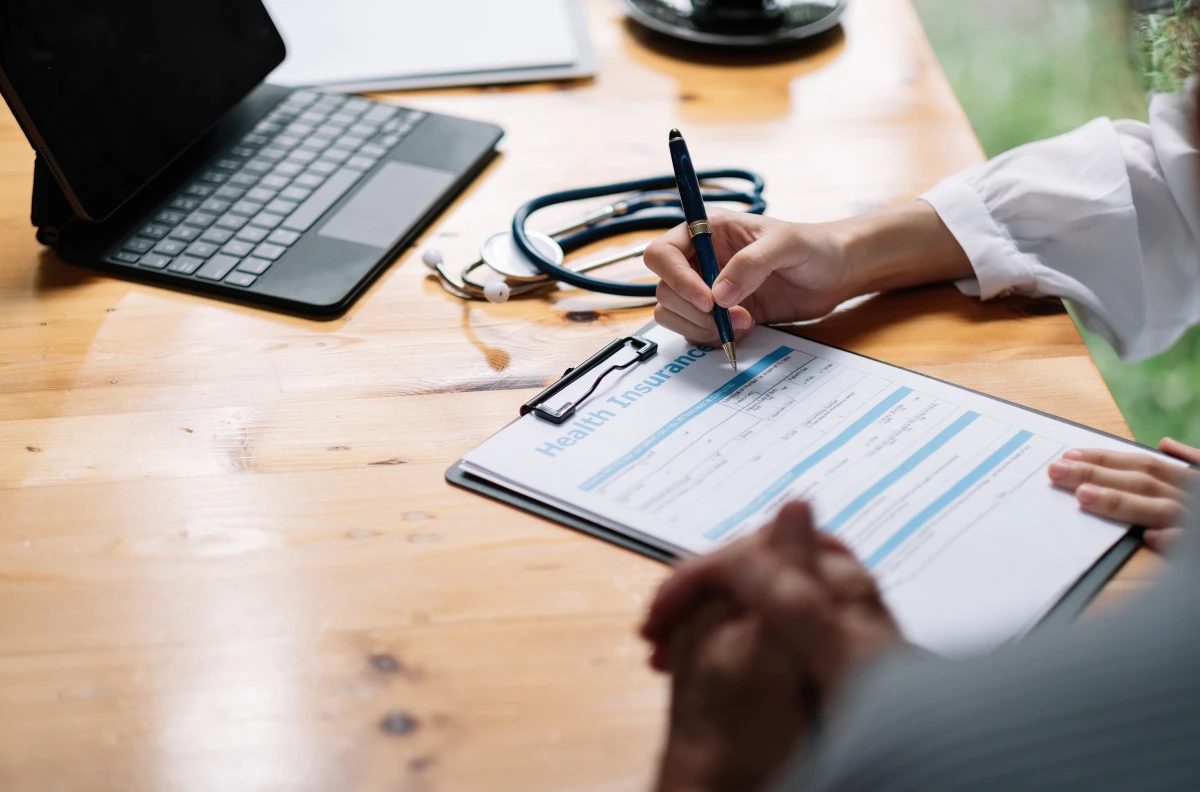 Défaut d'assurance décennale : Risques et conséquences pour les professionnels du bâtiment