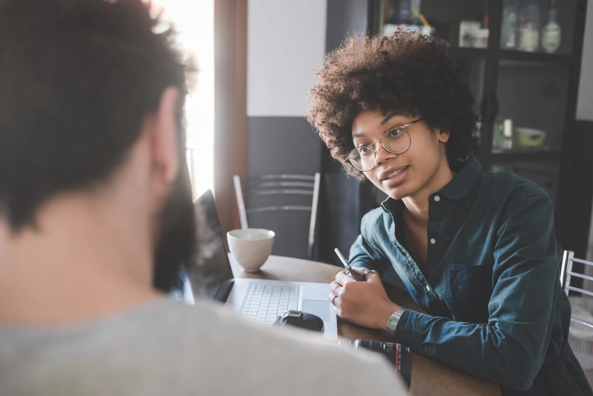 Le télétravail international : un défi juridique à l'ère du nomadisme digital